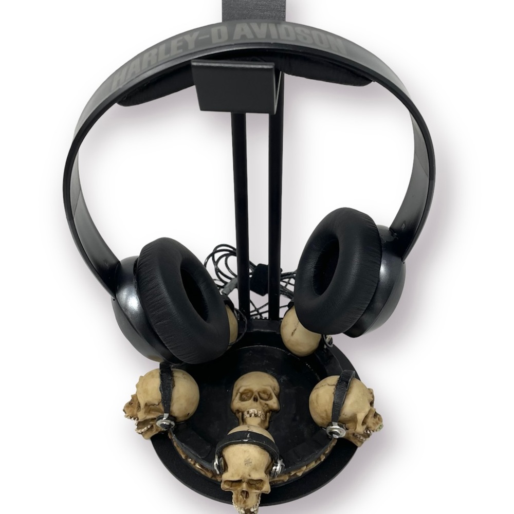 Harley Davidson Custom Grado SR125 Headphones with Skull Stand